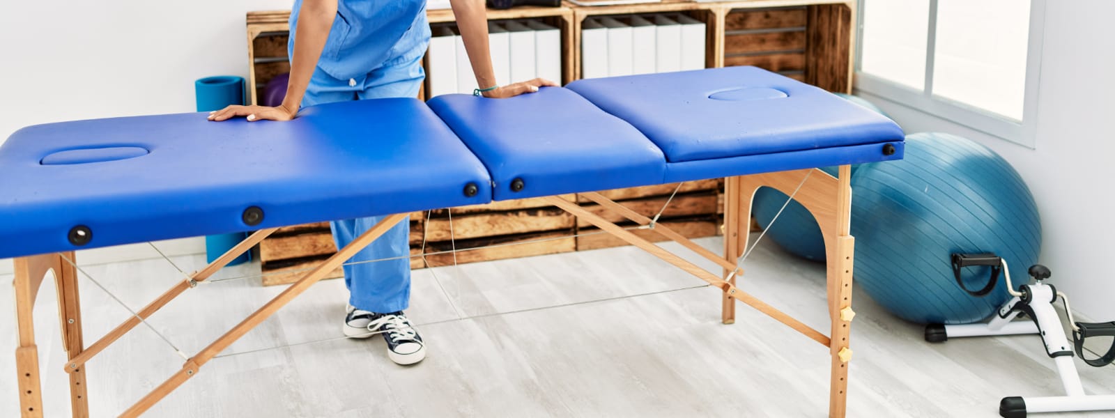 Chiropractic Table Suppliers 1 Chiropractic Table Suppliers